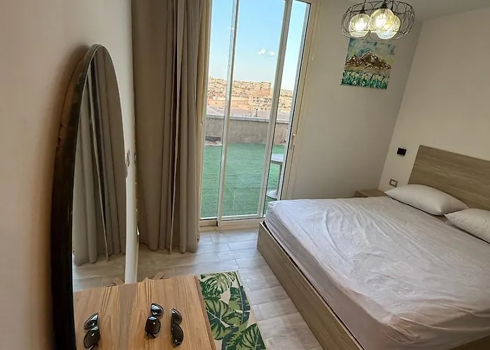 Luxury Front Seaview Dağ evi